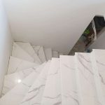 trepte scari compozit quartz Calacatta