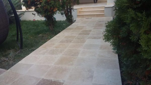 Pavaj Travertin Antichizat Bucuresti