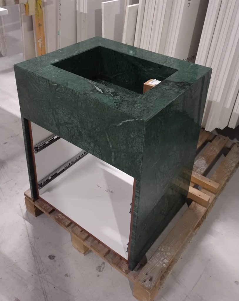 Lavoar Monolit Din Marmura Verde