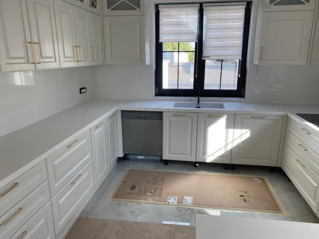 Blat Cuart Alb Imaculat