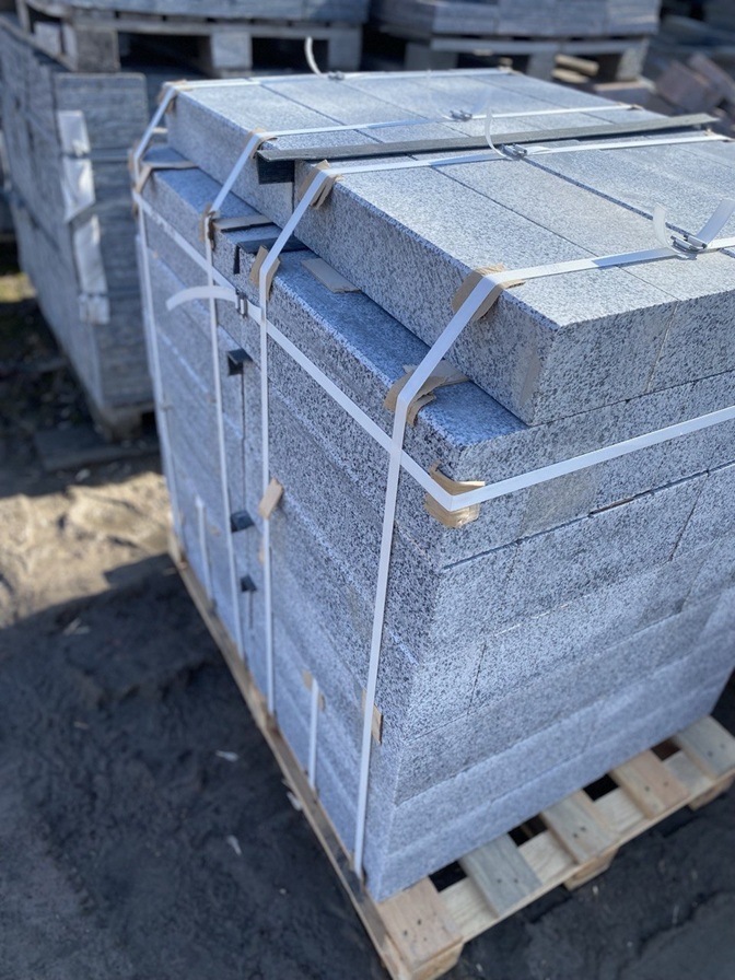 Bordură granit pentru curte