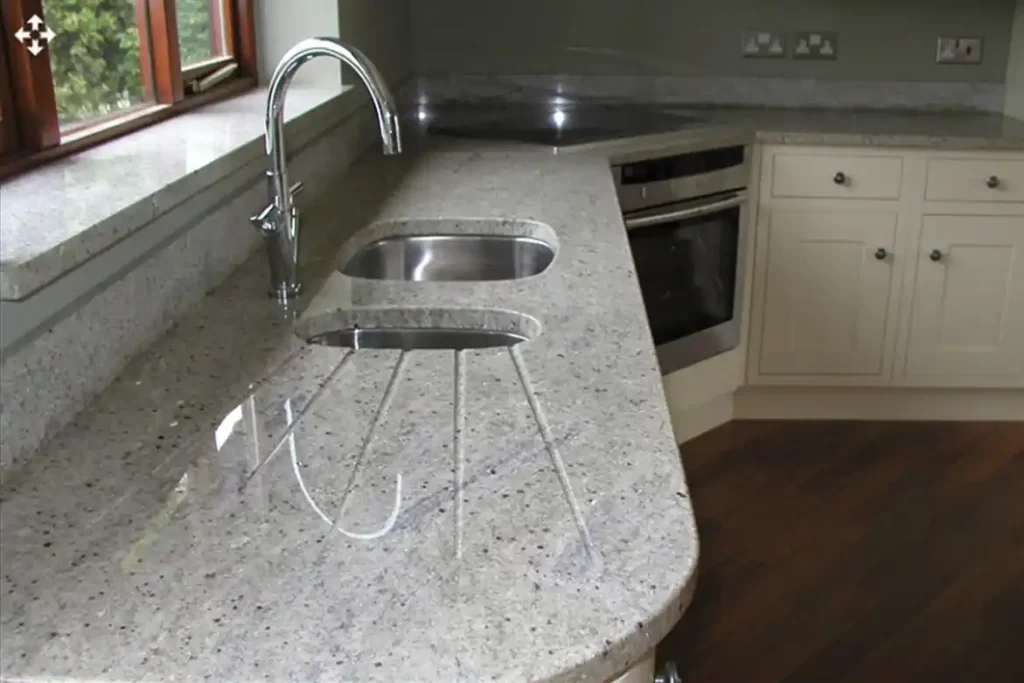 blat de quartz sau blat de granit cu canale de scurgere