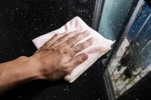 întreținere blat quartz